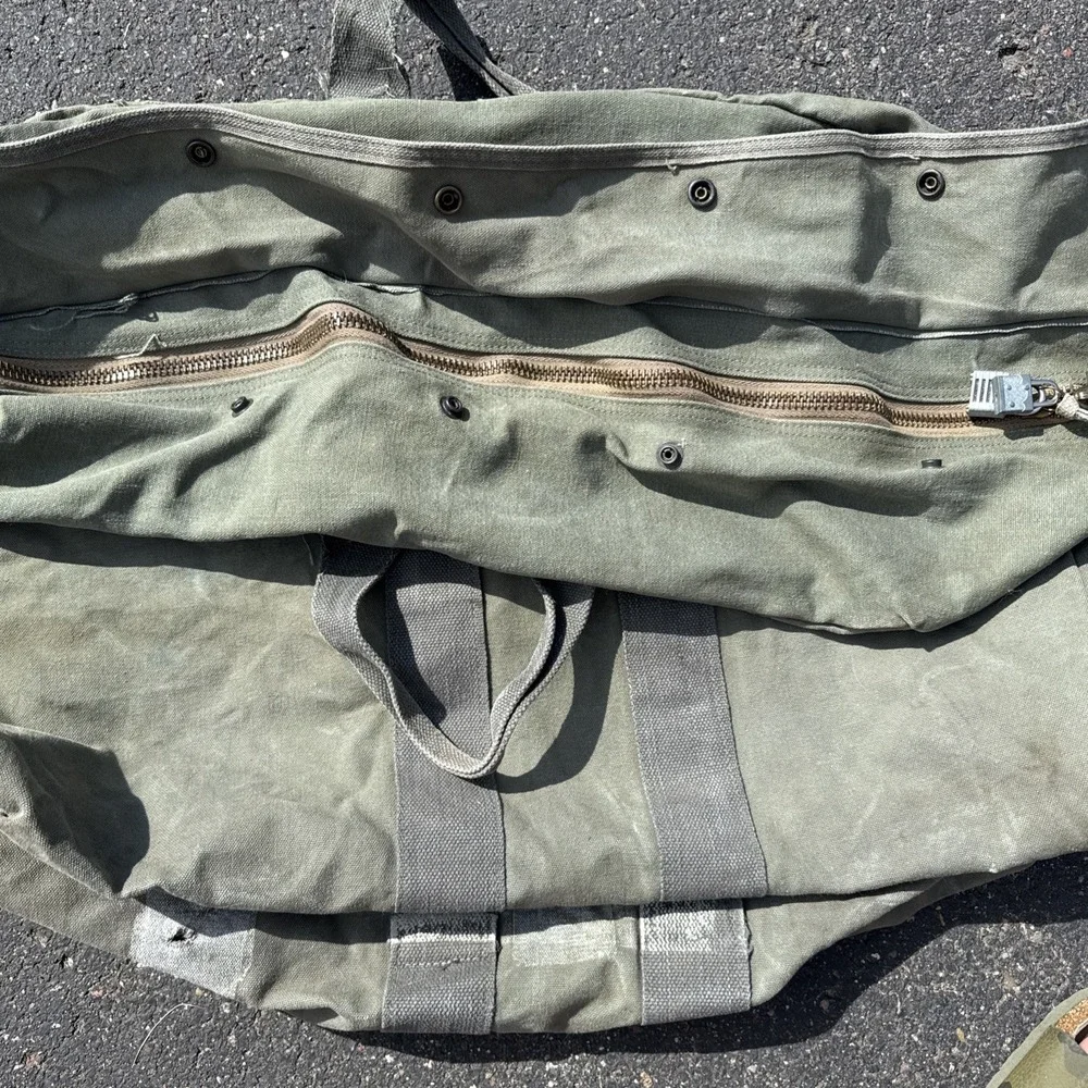 Vintage US Military Flyers Kit Bag B-4 Sage Green Canvas Duffle 1980s Distressed